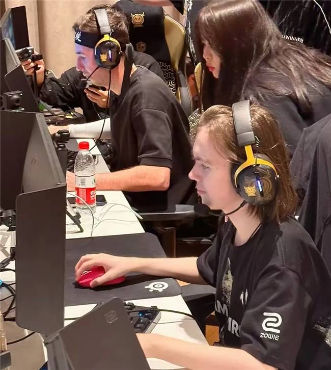 【前瞻】2025LPL春季赛 EDG vs SN，群龙无首，SN难敌凶猛EDG