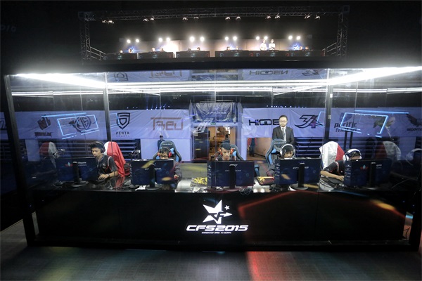 AL正式公布新赛季队伍大名单：Maple中单