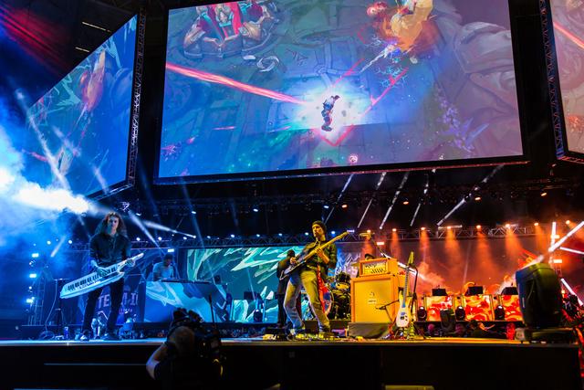 【赛前预告】2020KPL秋季赛11.19赛程，西安WE vs KS.YTG，杭州LGD大鹅 vs RW侠